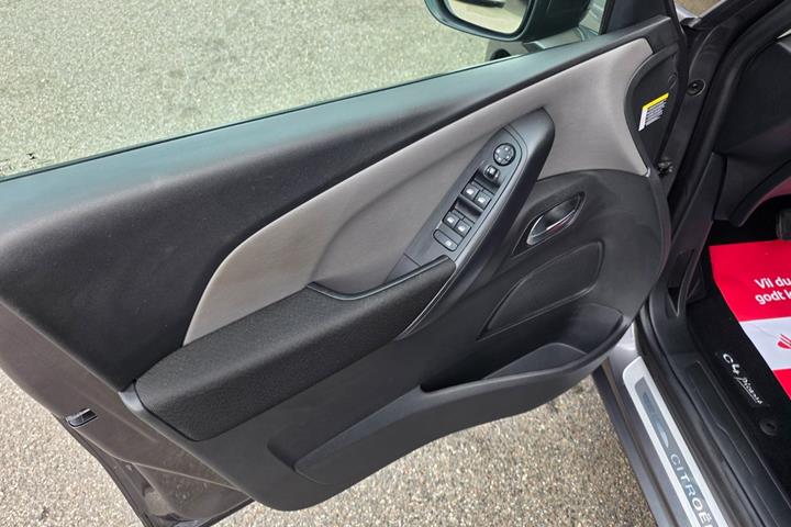 Grå Citroën Grand C4 Picasso fra 2018