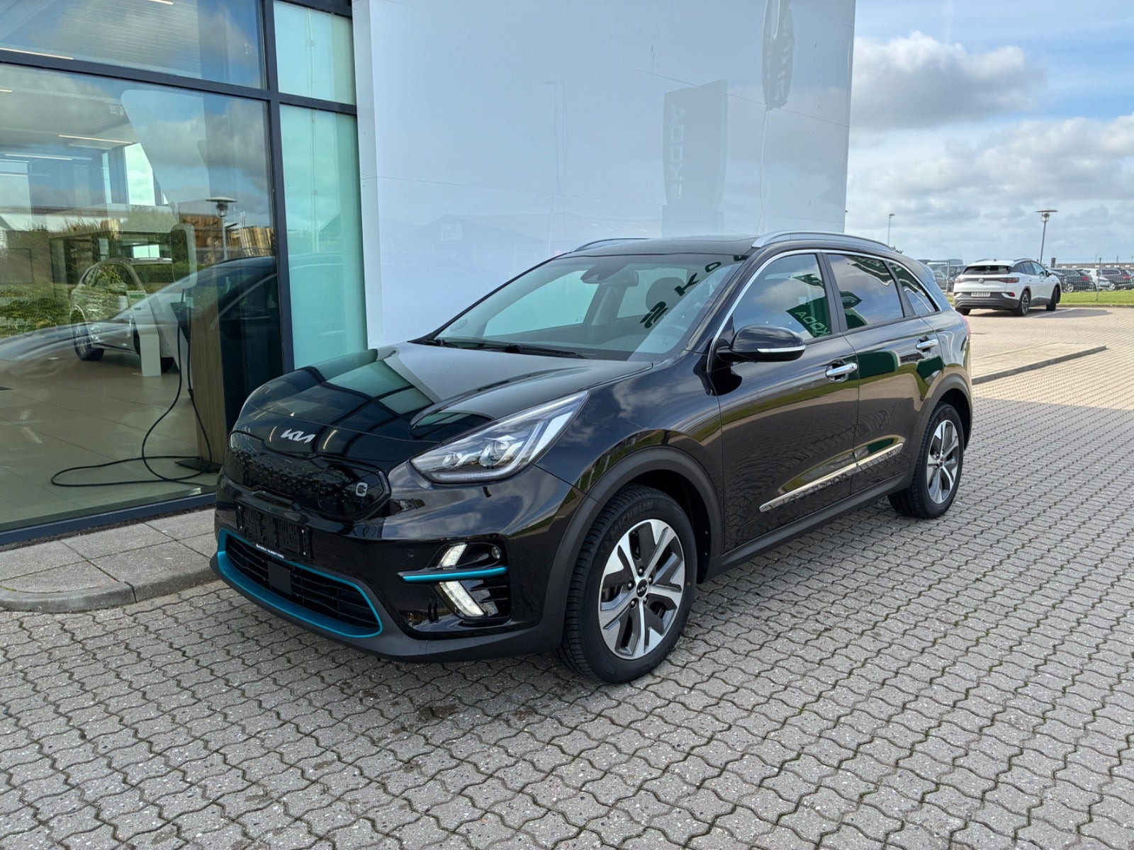 Sort Kia Niro fra 2022