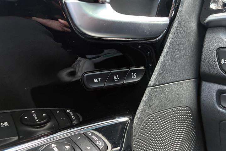 Sort Kia Niro fra 2022