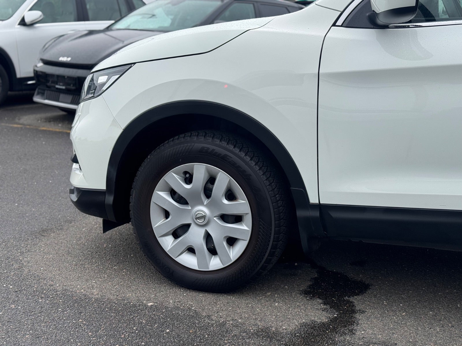 Hvid Nissan Qashqai fra 2020