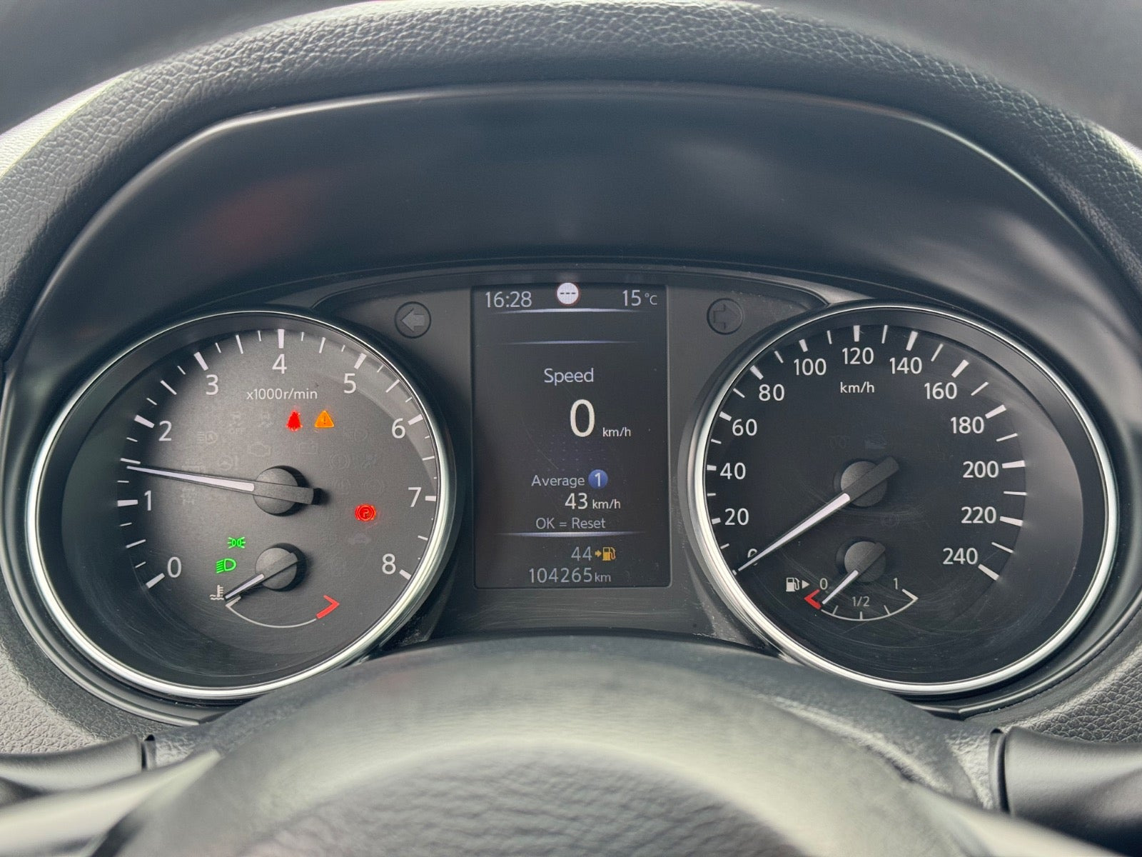 Hvid Nissan Qashqai fra 2020