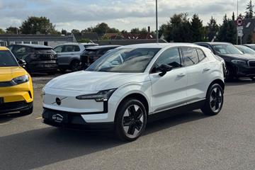 Volvo EX30 Standard Range Core