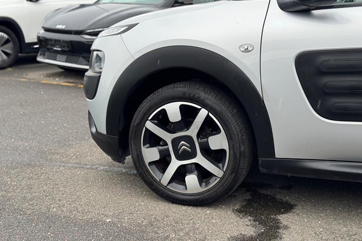 Sølv Citroën C4 Cactus fra 2015
