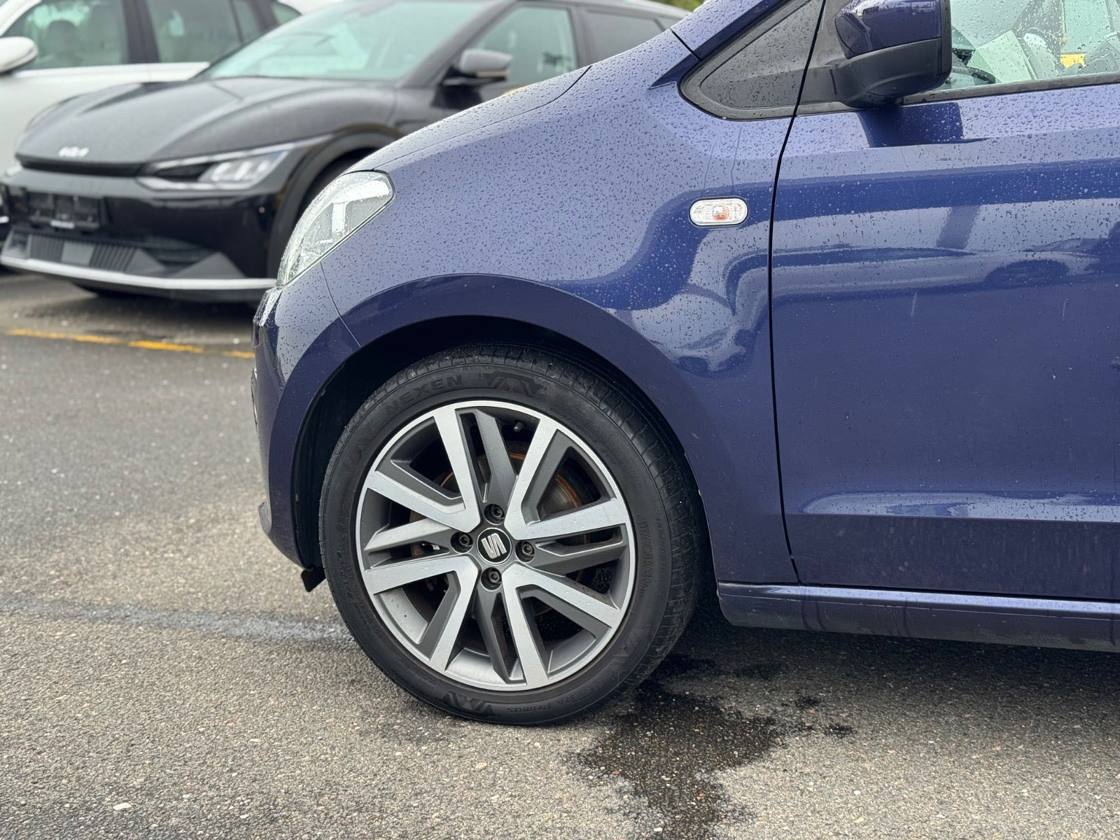 Blå VW UP! fra 2016