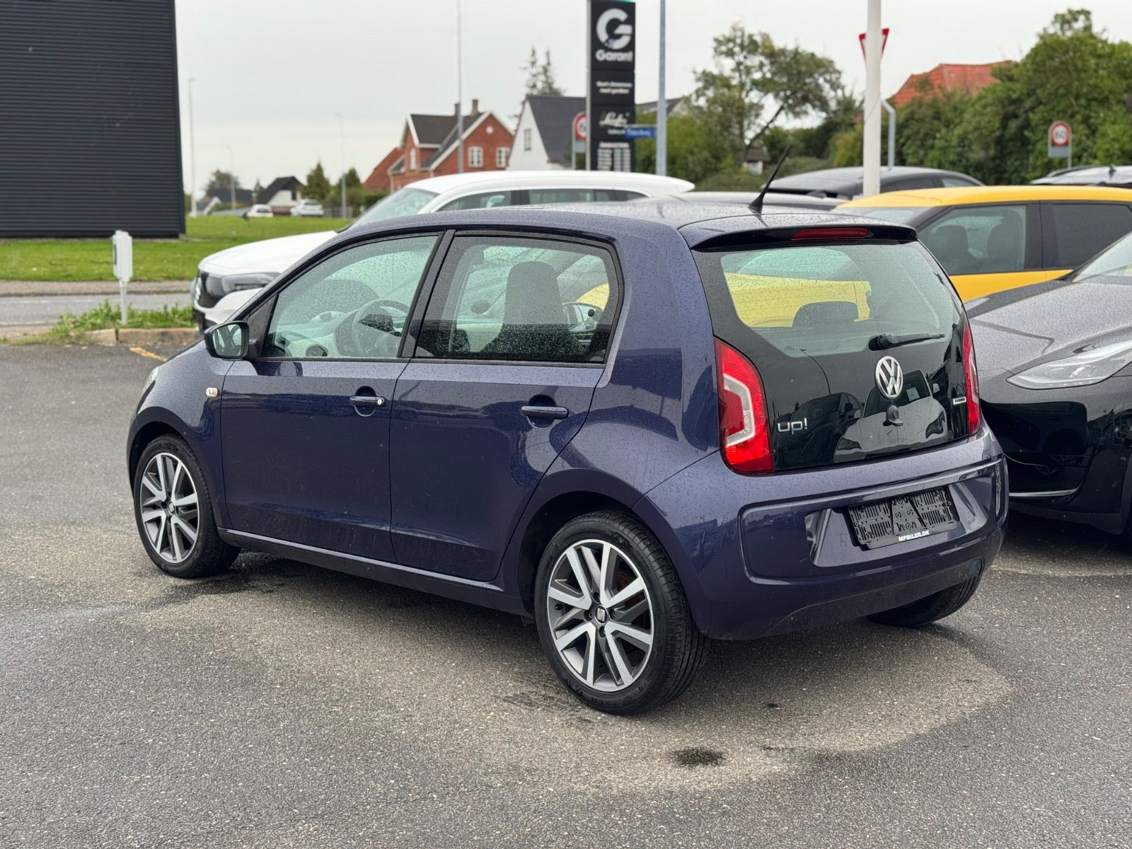 Blå VW UP! fra 2016