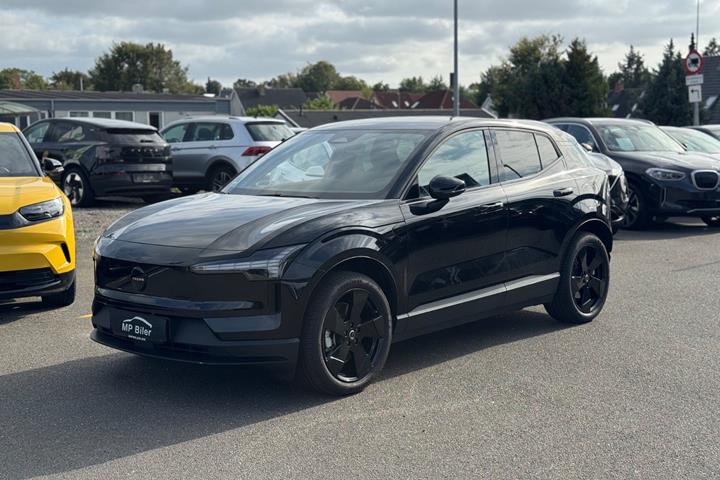 Sort Volvo EX30 fra 2026