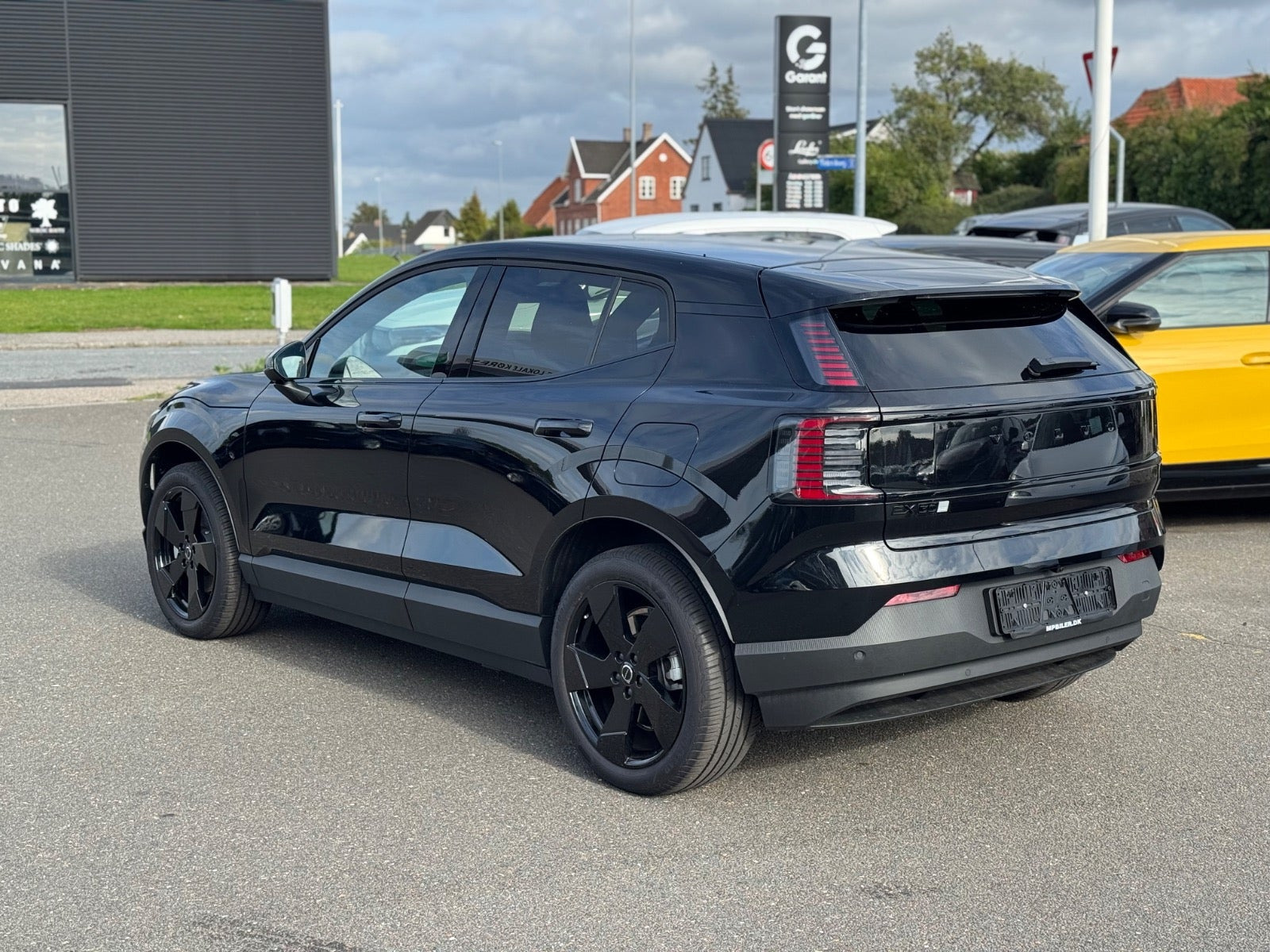 Sort Volvo EX30 fra 2026
