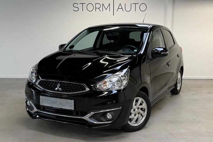 Sort Mitsubishi Space Star fra 2019
