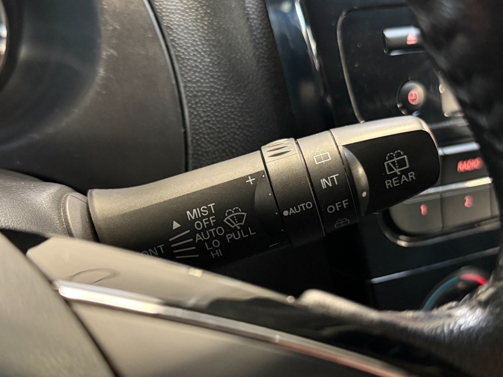 Sort Mitsubishi Space Star fra 2019