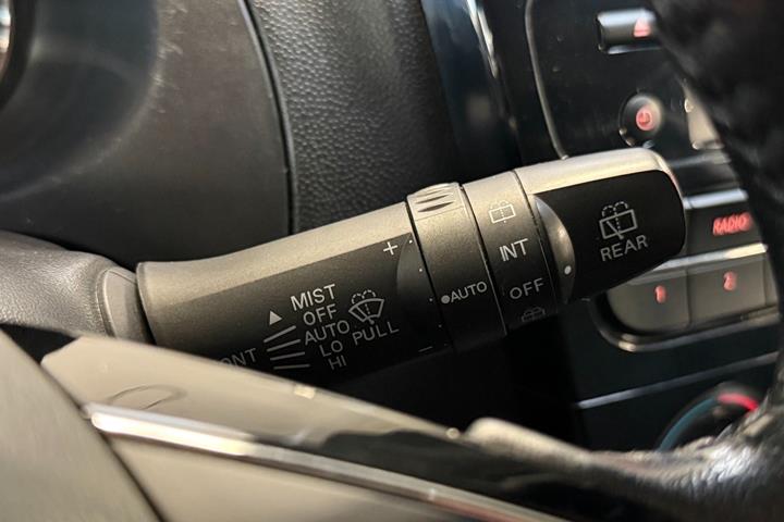 Sort Mitsubishi Space Star fra 2019