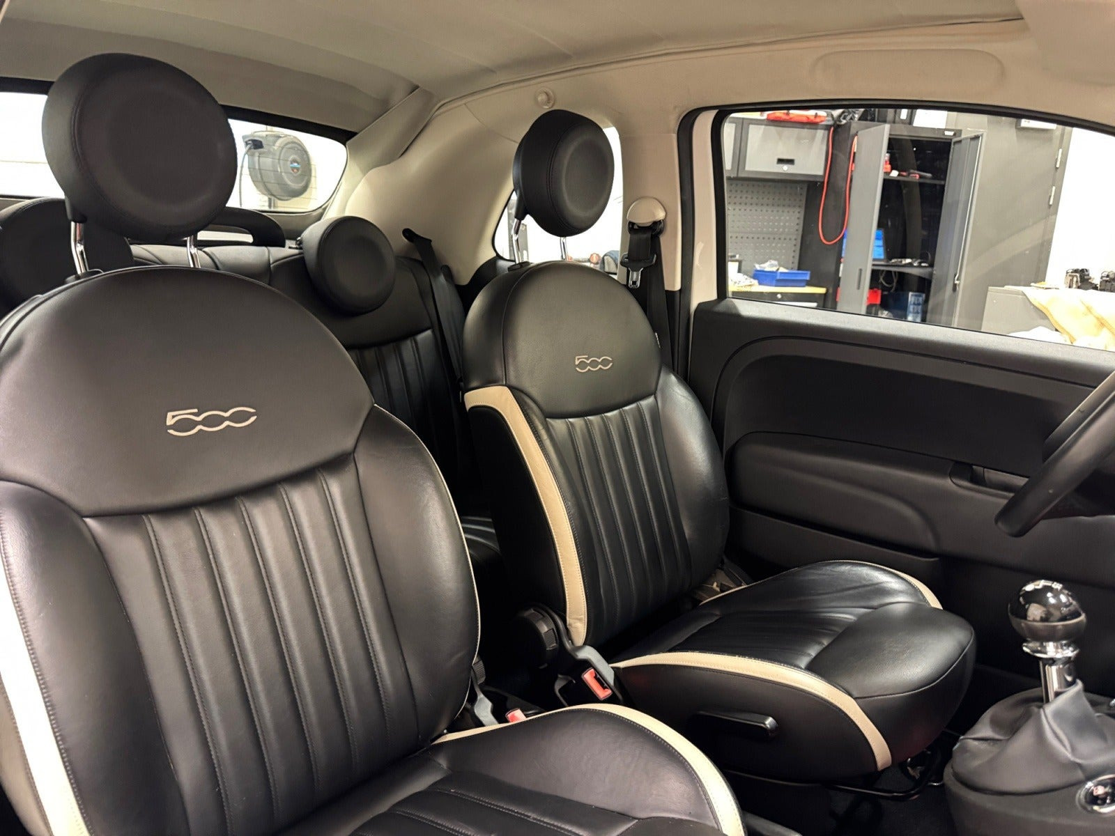 Hvid Fiat 500C fra 2019