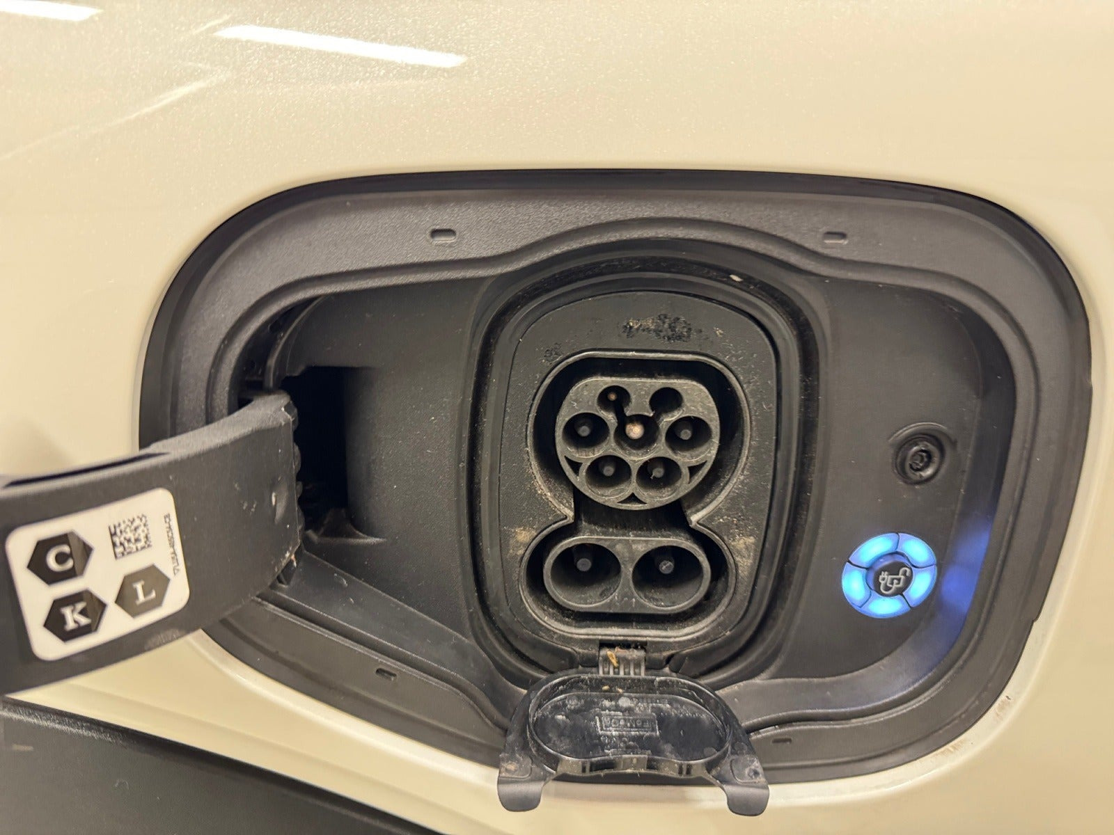Hvid Ford Mustang Mach-E fra 2021