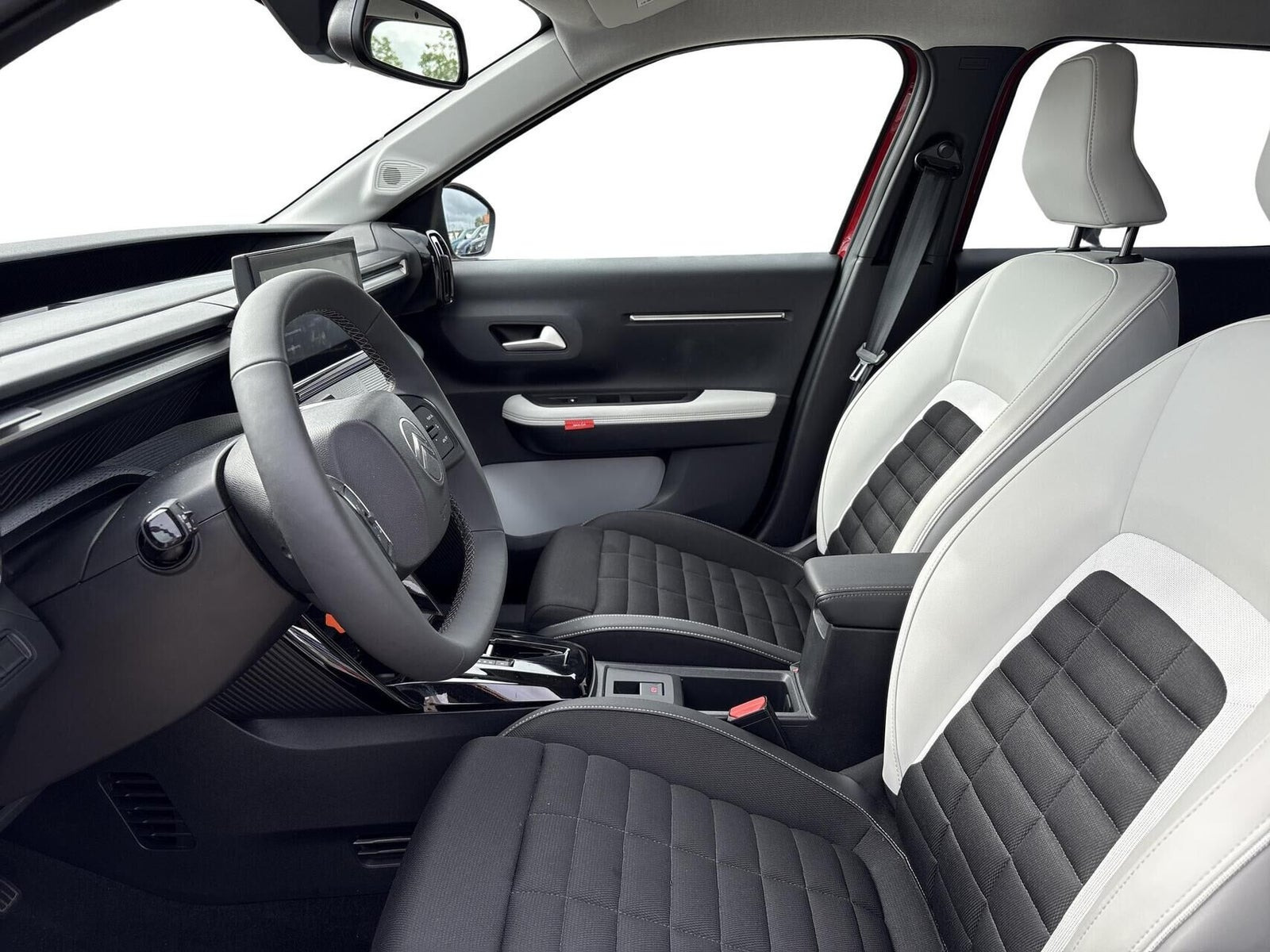 Rød Citroën e-C3 Aircross fra 2025