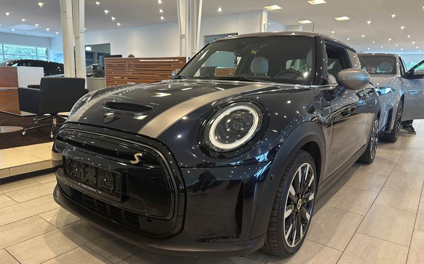 Mini Cooper SE Maximise