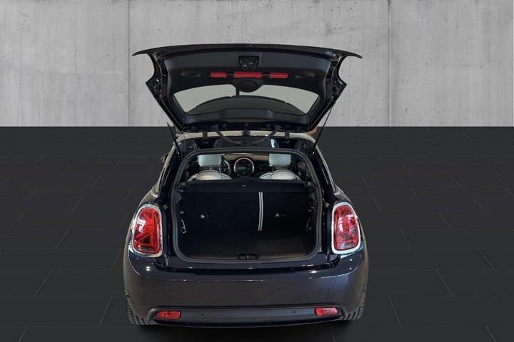 Blå Mini Cooper SE fra 2022