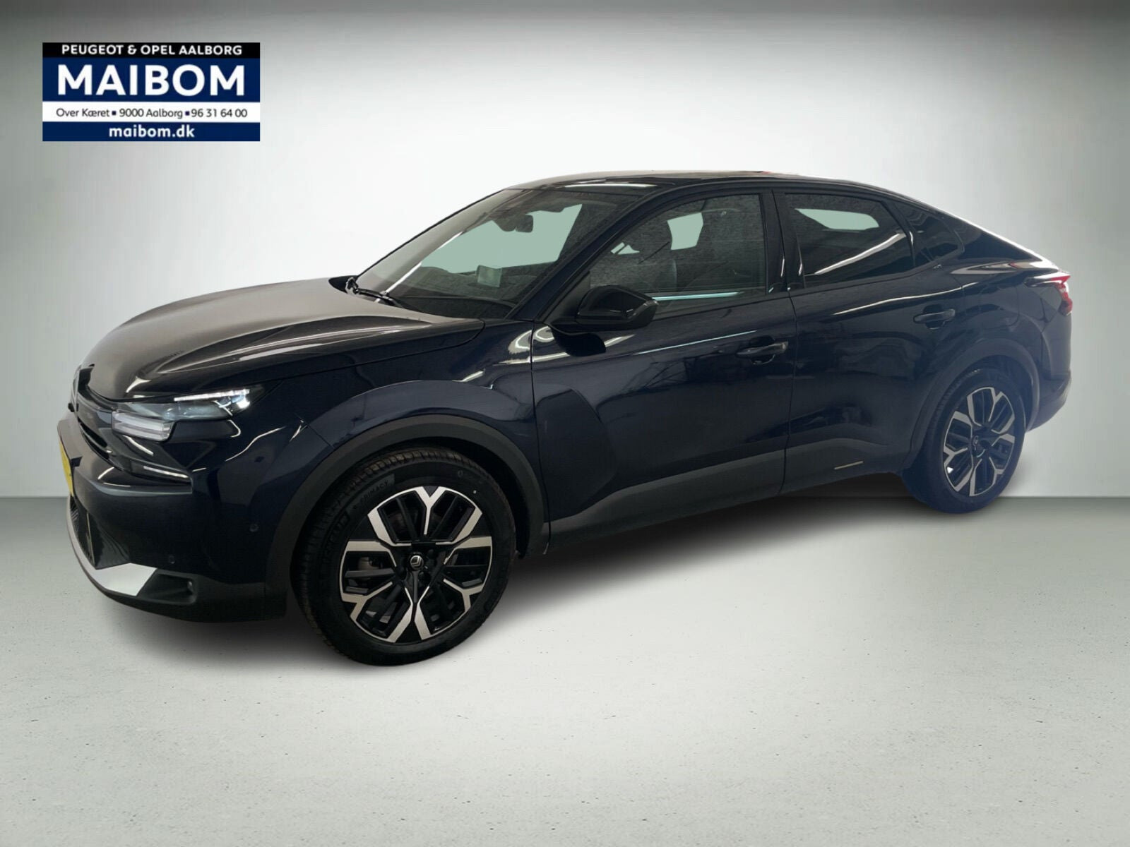Blå Citroën ë-C4 X fra 2024