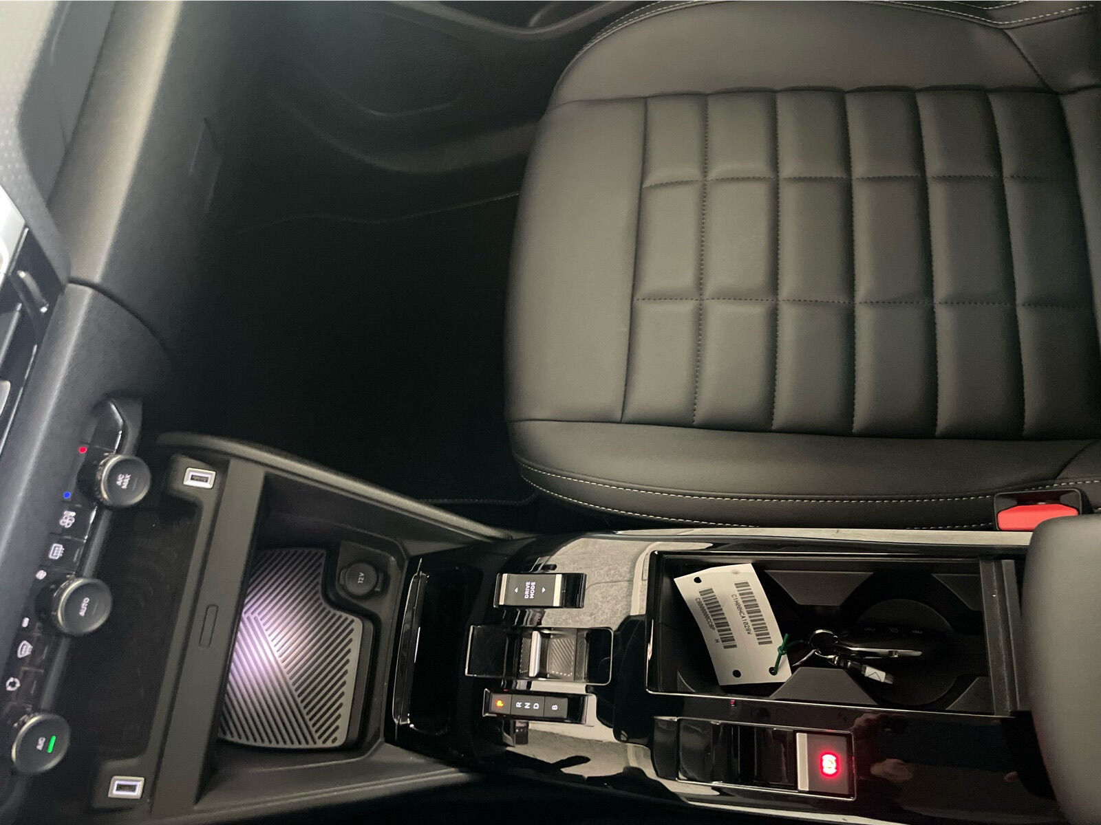 Blå Citroën ë-C4 X fra 2024