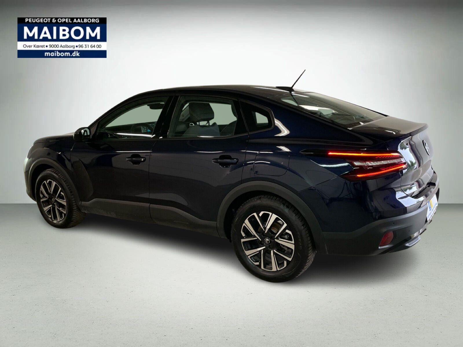 Blå Citroën ë-C4 X fra 2025