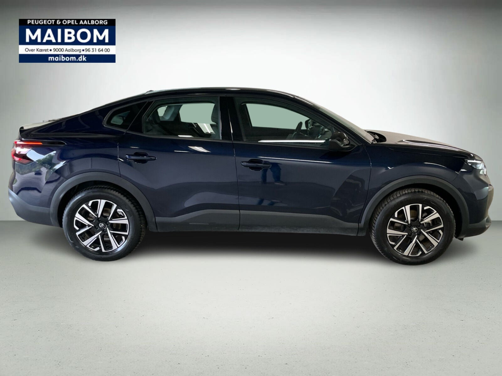 Blå Citroën ë-C4 X fra 2025