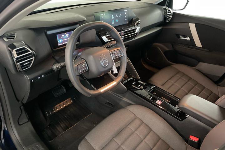 Blå Citroën ë-C4 X fra 2025