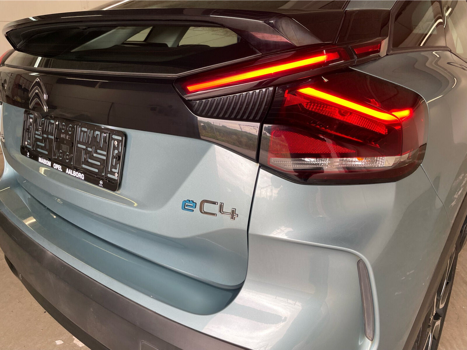 Blå Citroën ë-C4 fra 2022