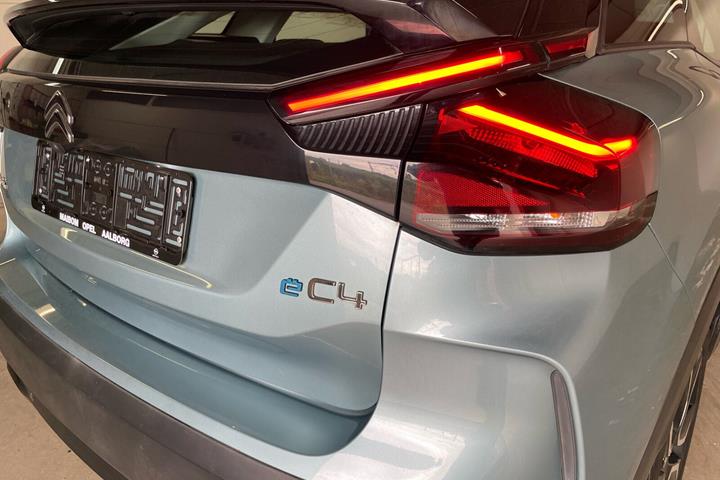 Blå Citroën ë-C4 fra 2022