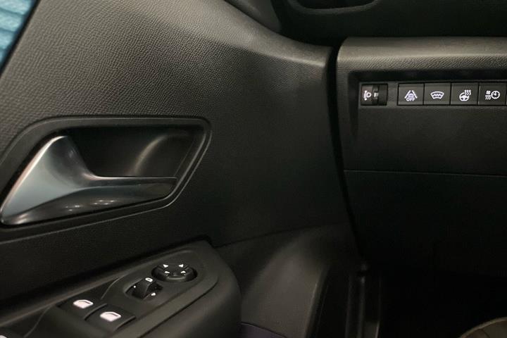 Blå Citroën ë-C4 fra 2022