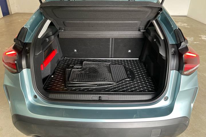 Blå Citroën ë-C4 fra 2022