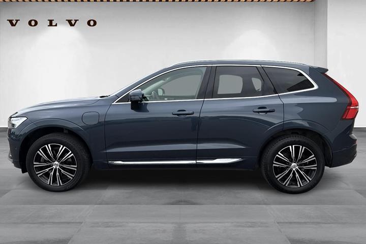 Blå Volvo XC60 fra 2022