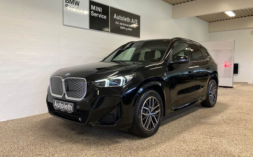 BMW iX1 xDrive30 M-Sport