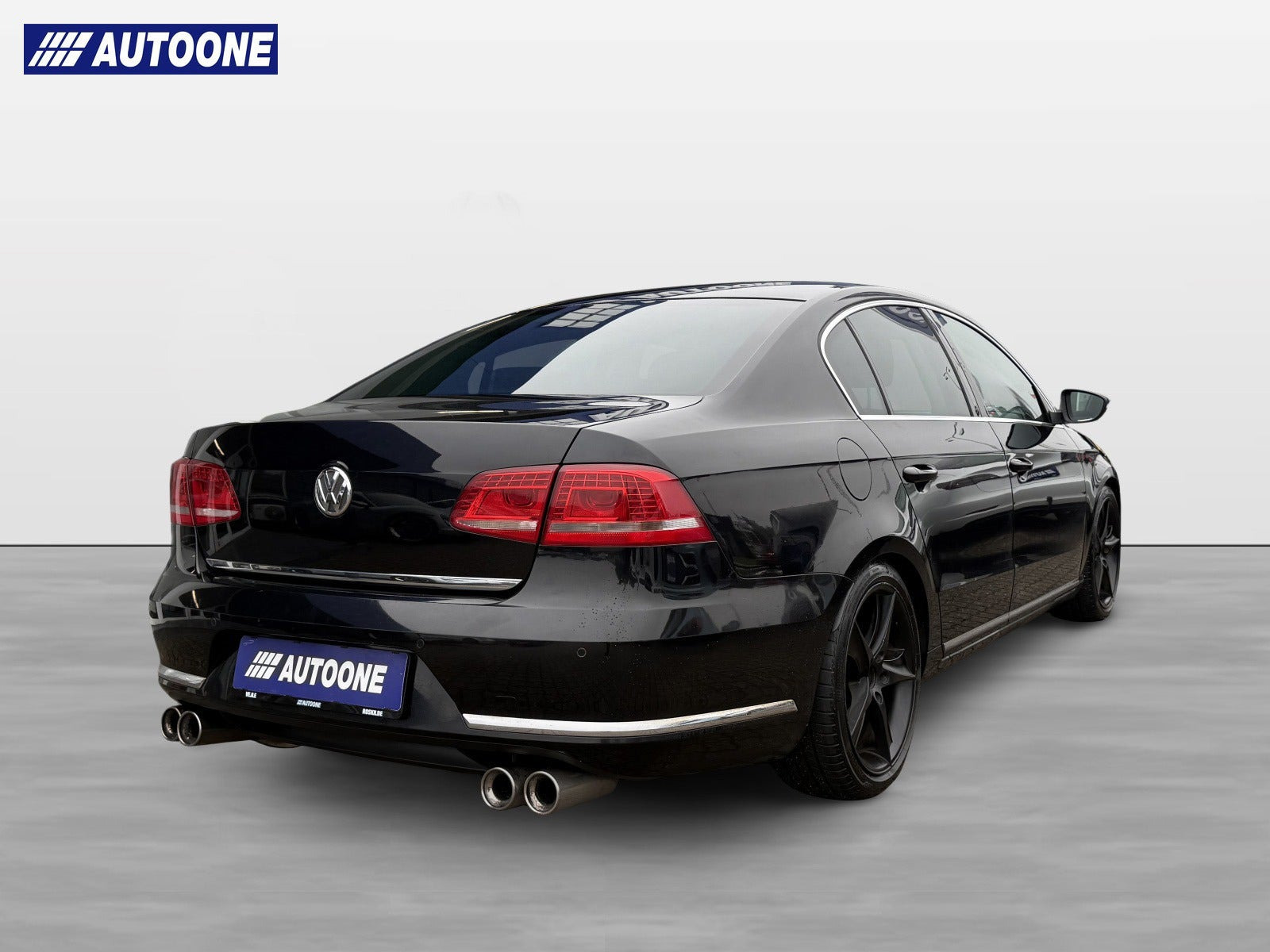 Sort VW Passat fra 2011