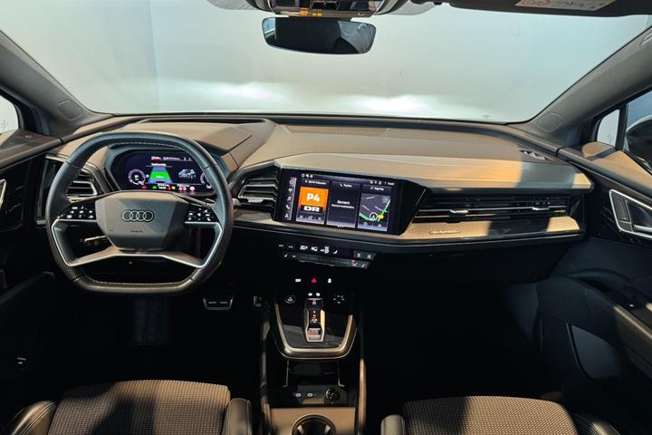 Sort Audi Q4 e-tron fra 2024