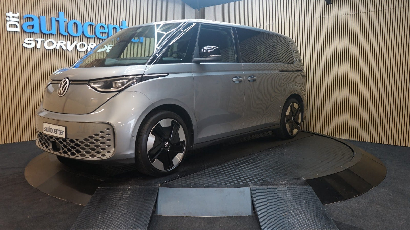 Sølv VW ID.Buzz fra 2024