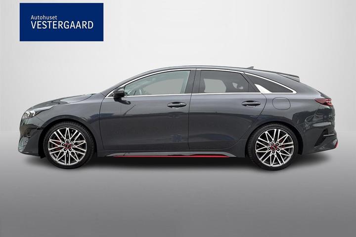 Grå Kia ProCeed fra 2021
