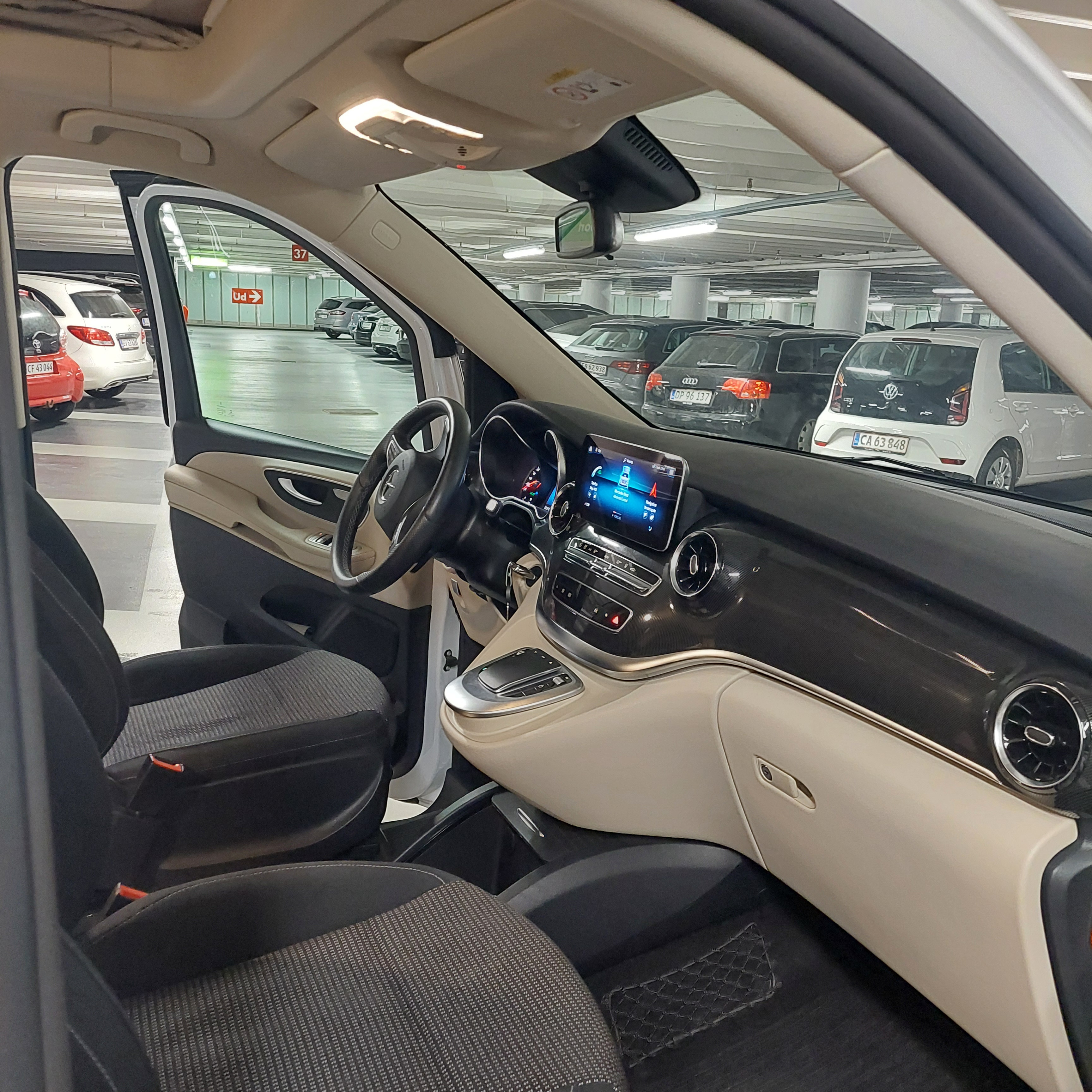 Hvid Mercedes Marco Polo fra 2021
