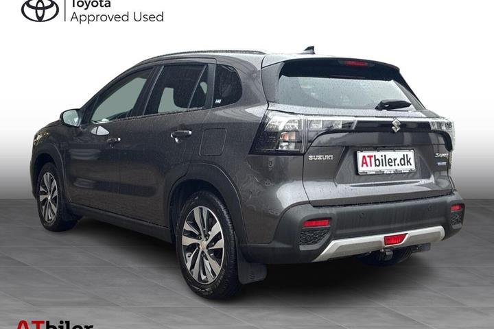 Grå Suzuki S-Cross fra 2023