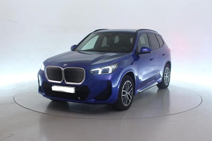 Blå BMW iX1 fra 2026