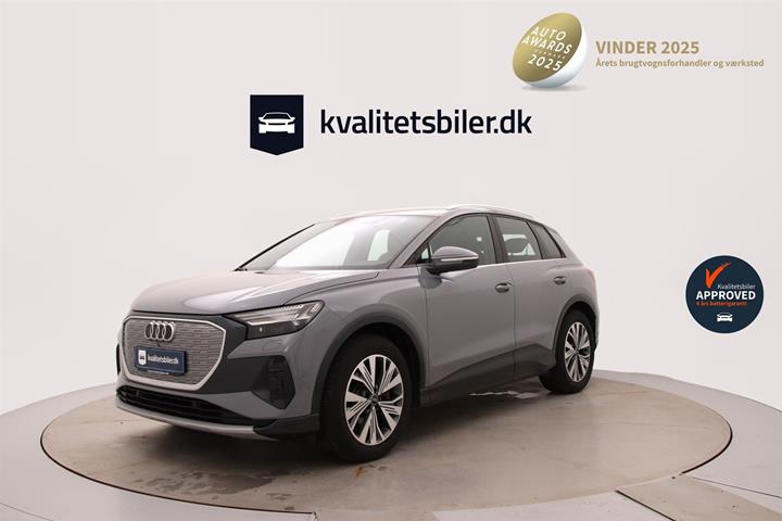 Grå Audi Q4 fra 2023