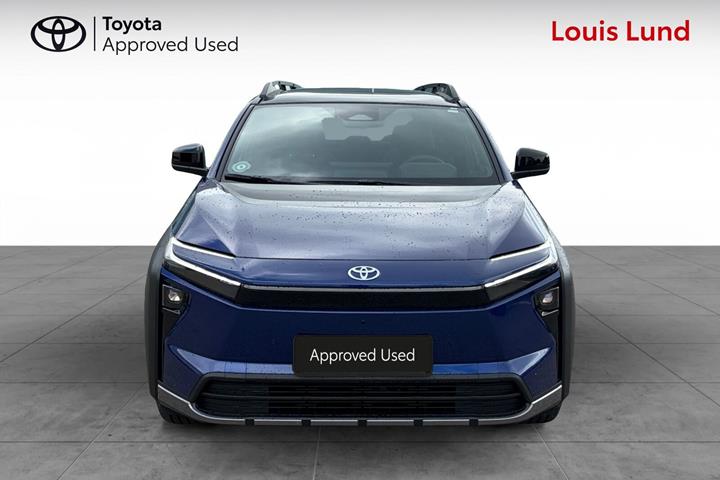 Blå Toyota bZ4X Touring fra 2026