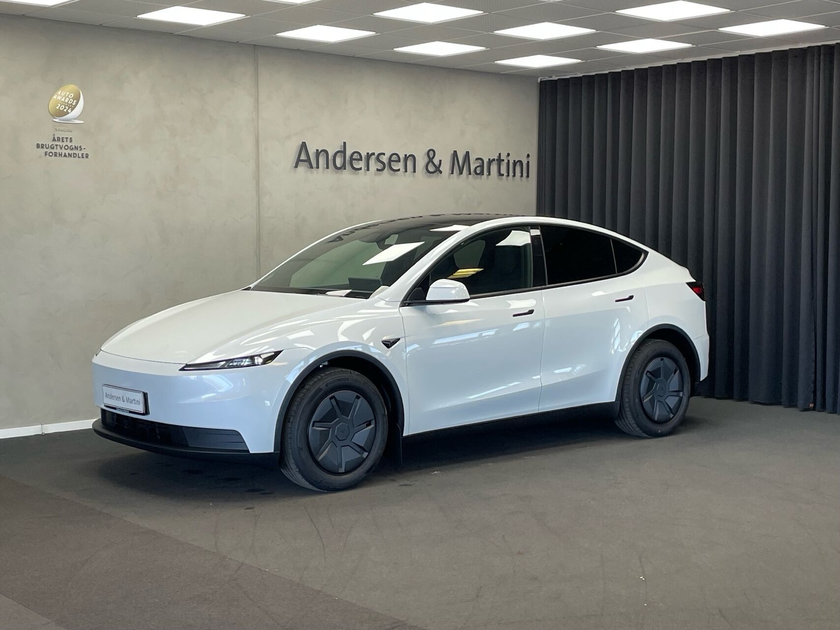 Tesla Model Y EL RWD 299HK 5d Aut.