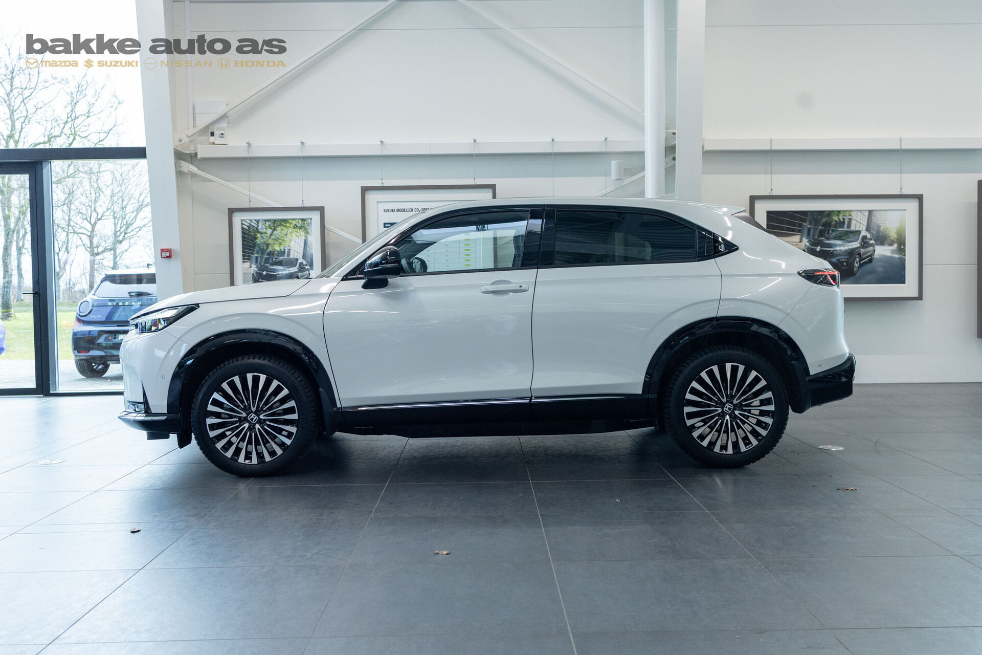 Hvid Honda e:Ny1 fra 2024