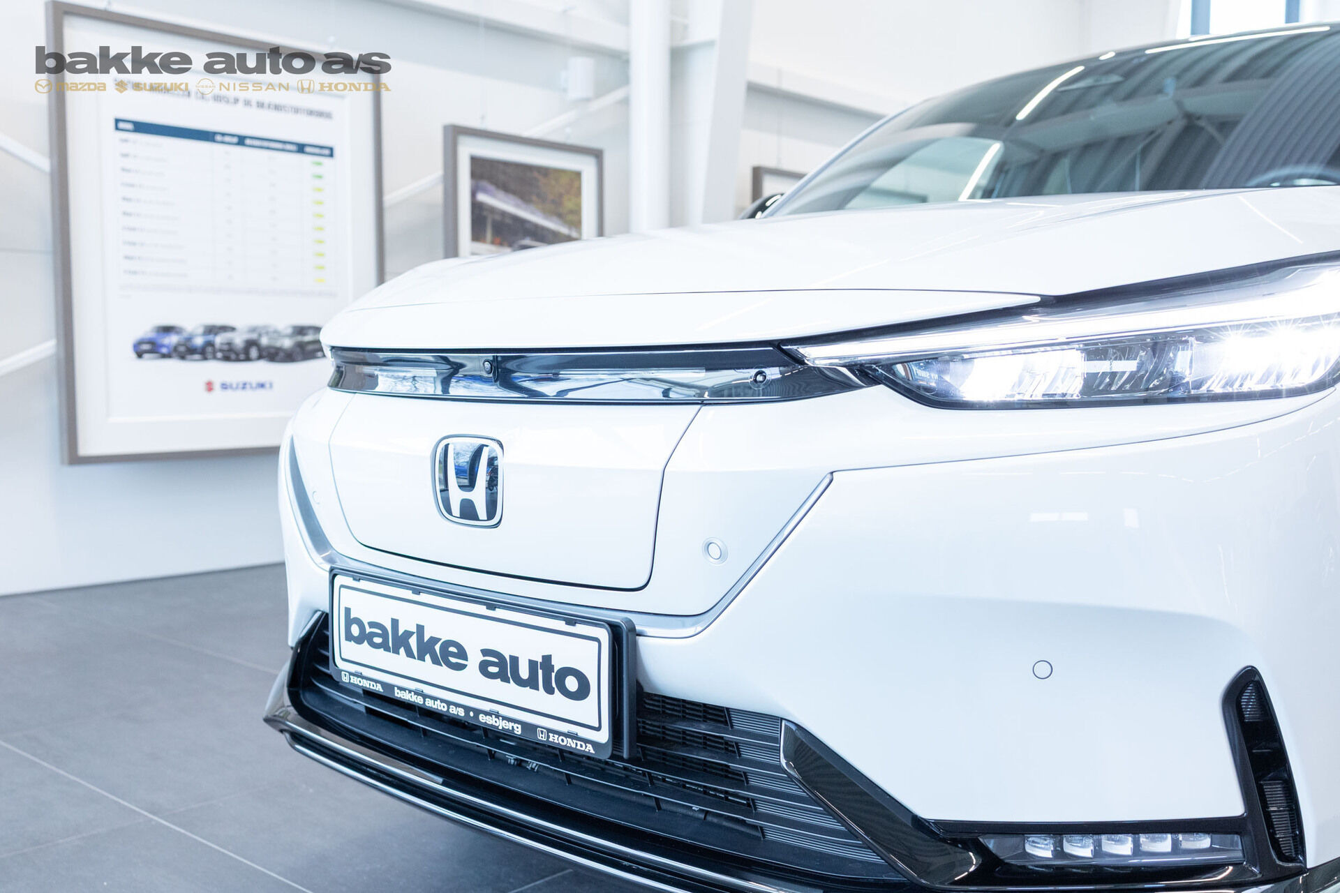 Hvid Honda e:Ny1 fra 2024