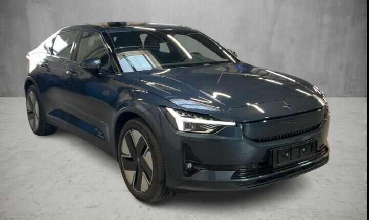 Sort Polestar 2 fra 2025