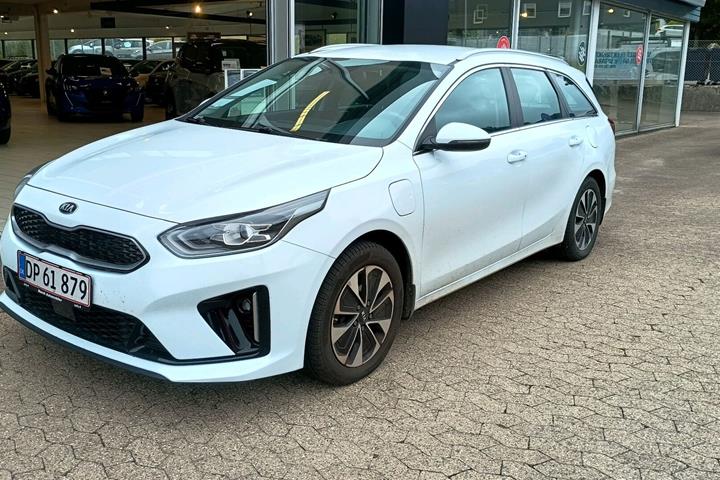 Hvid Kia Ceed fra 2020