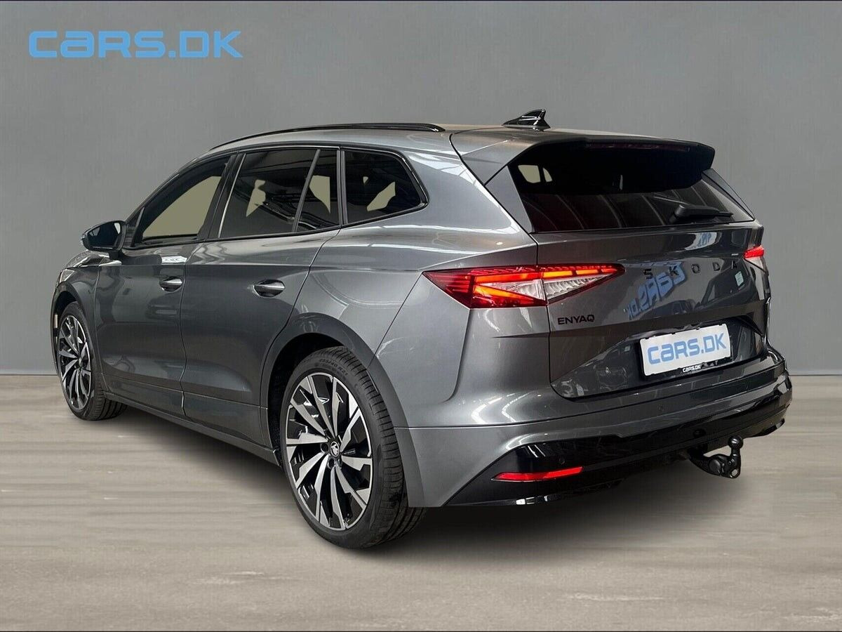 Grå Skoda Enyaq fra 2026