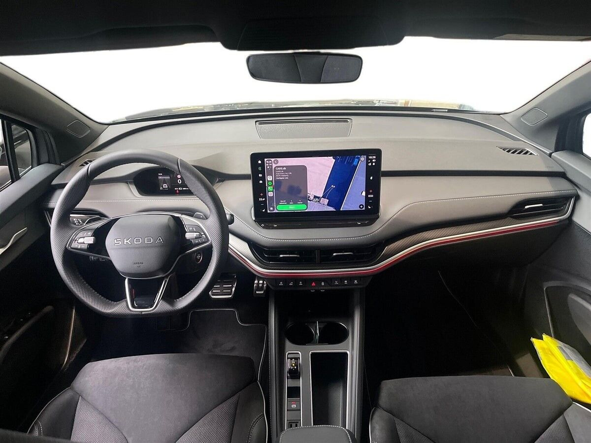 Sort Skoda Enyaq fra 2026