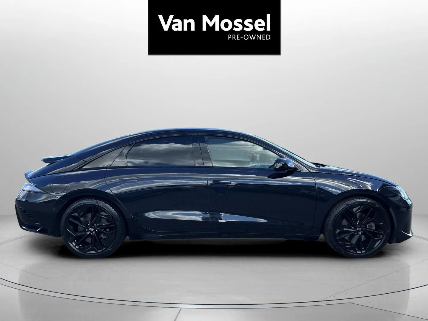 Sort Hyundai Ioniq 6 fra 2023