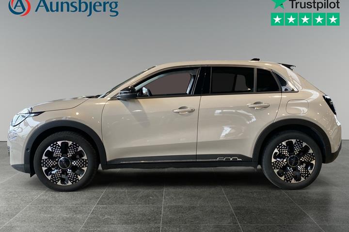 Grå Fiat 600e fra 2024