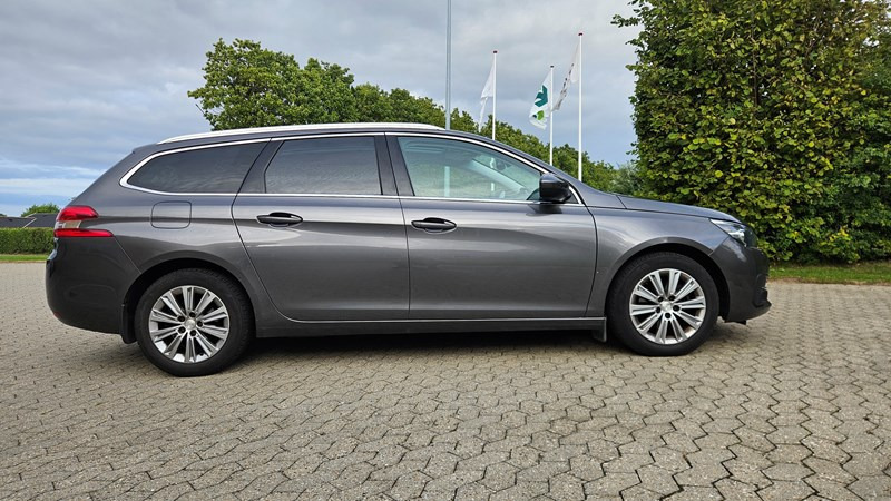 undefined Peugeot 308 fra 2017