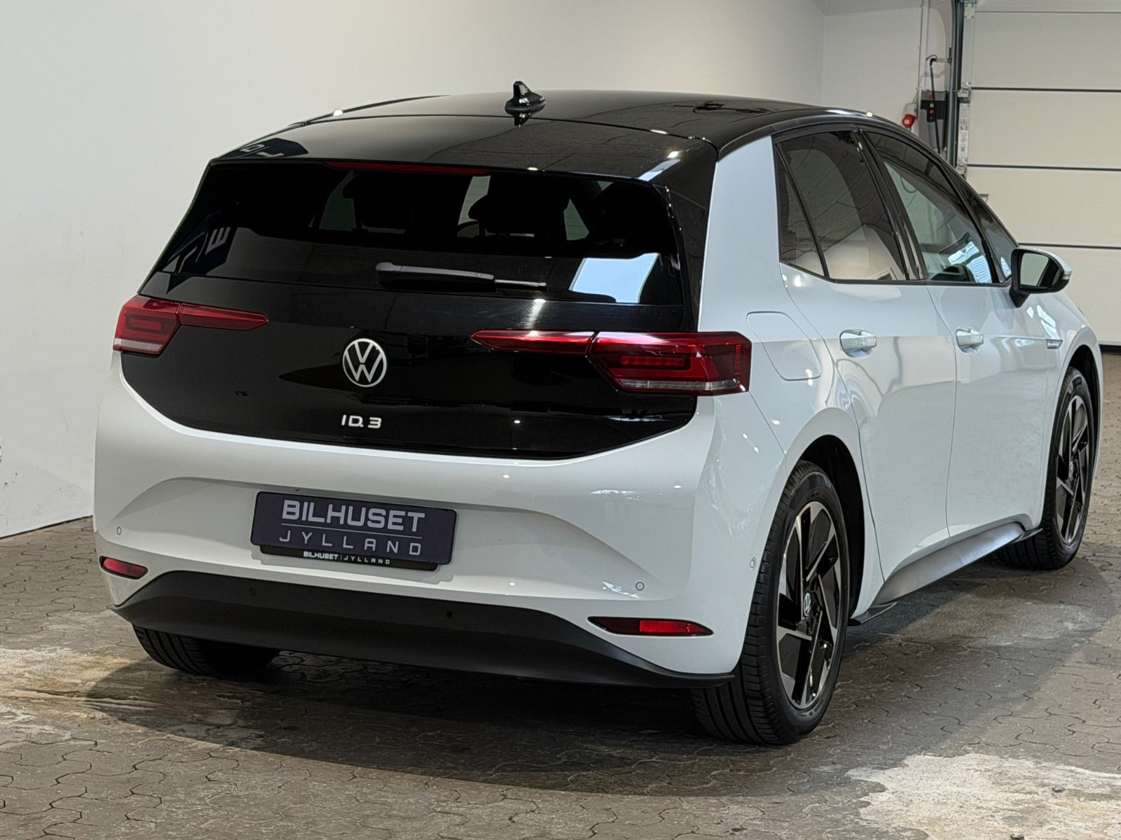 Hvid VW ID.3 fra 2023